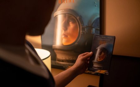 10 Film Sepak Bola yang Harus Ditonton