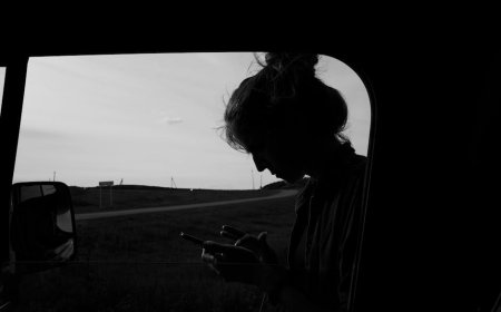 Digital Detox: Langkah Awal Menuju Kehidupan yang Lebih Seimbang