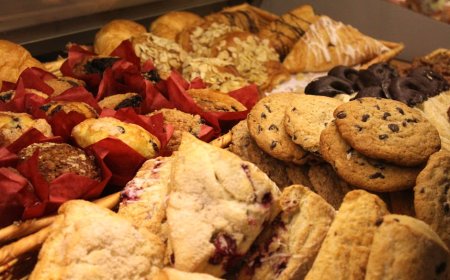 Menyelami Rasa Bandung: Wisata Kuliner Legendaris dan Cara Cerdas Menikmatinya