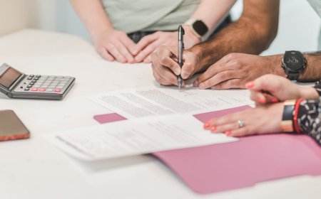 Meminjam Uang untuk Usaha: Bijak atau Berisiko?