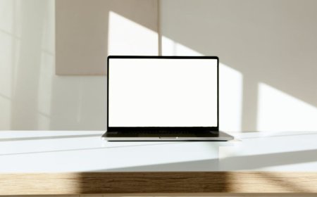 Berani Tinggalkan Kantor Demi Bisnis Online? Pertimbangkan Ini!