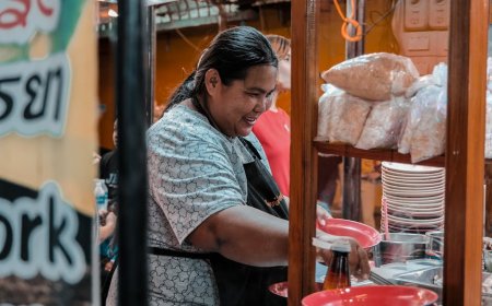 Panduan Cermat Memilih Street Food Lokal yang Lezat dan Aman Dikonsumsi