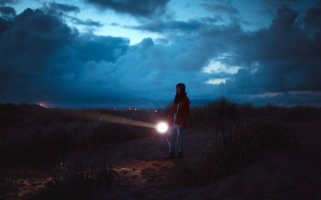 Solo Trip Aman dan Seru: Panduan Lengkap untuk Traveller Mandiri