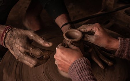 Menggali Budaya Lewat Workshop Lokal: Pengalaman Unik Saat Traveling