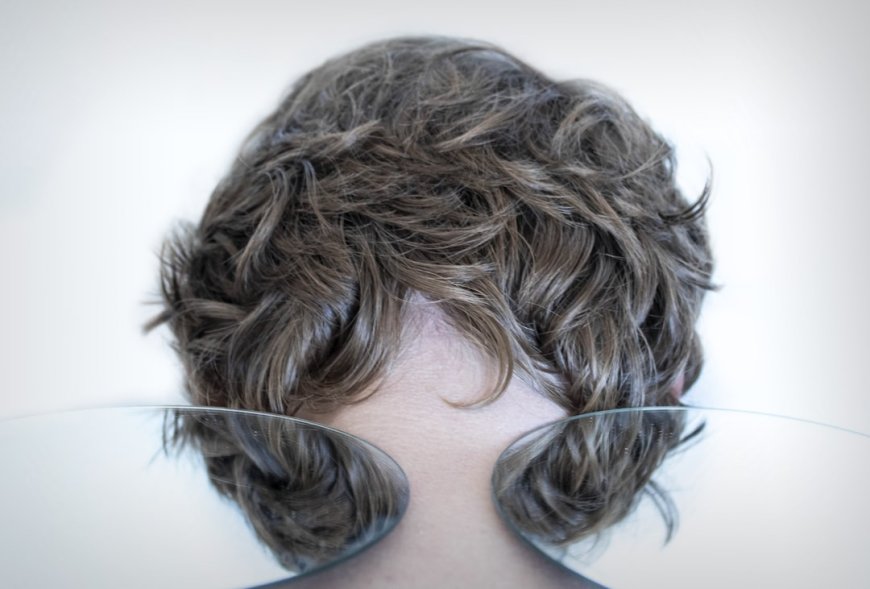 10 Gaya Rambut Pria Keriting yang Bikin Tampil Percaya Diri