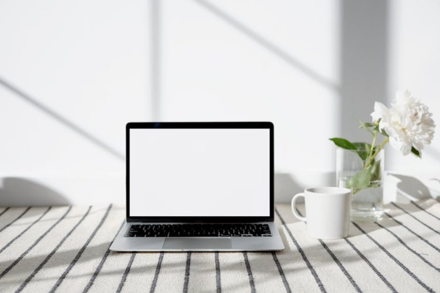 Microsoft Luncurkan Laptop Surface 13 Inci dengan Windows 11