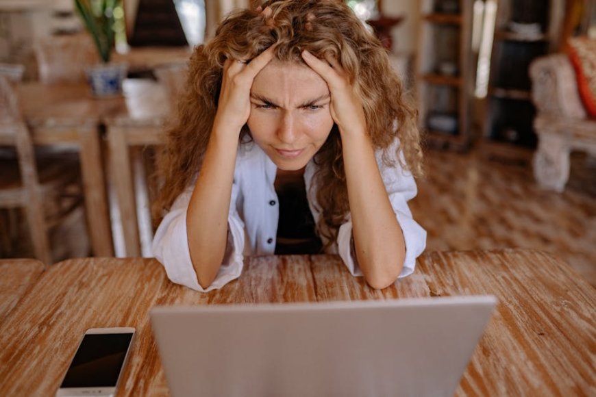 Menjadi Digital Nomad: Kebebasan atau Tantangan?