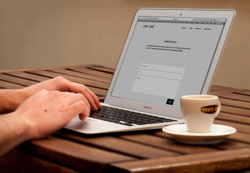 Menguatkan Reputasi Digital Anda Lewat Website Pribadi yang Profesional