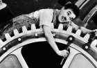 Kritik Charlie Chaplin terhadap Kapitalisme dalam 'Modern Times'