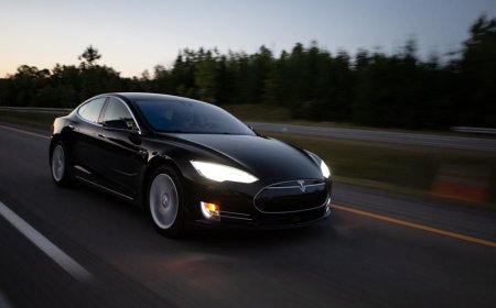 Tesla Robo Taxi Resmi Meluncur: Masa Depan Transportasi Tanpa Sopir Sudah Tiba!