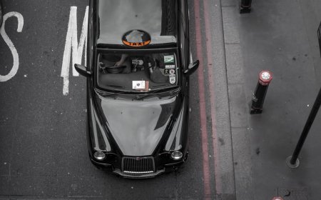 Membongkar Teknologi Brilian Tesla Robo Taxi: Rahasia Kecerdasan, Ancaman Keamanan, dan Masa Depan Transportasi Otonom