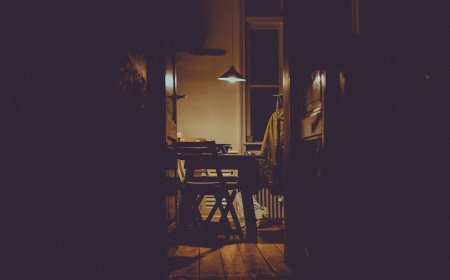 7 Strategi Ampuh Mengatasi Kesepian yang Diam-diam Merusak Kesehatan Mental