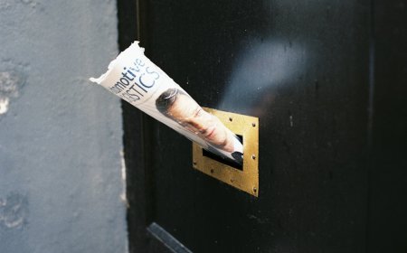 Membongkar Potensi dan Jebakan Chatbot: Dukungan Emosional ala AI yang Wajib Diketahui