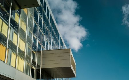 Menguak Cara Cerdas OpenAI Melindungi Data Pribadi: Bukti Nyata Komitmen Etis