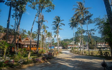 Destinasi Wisata Sumba: Surganya Pecinta Alam dan Budaya