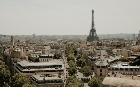 Fenomena KaburAjaDulu: Mengapa Generasi Muda Indonesia Pilih Pergi?