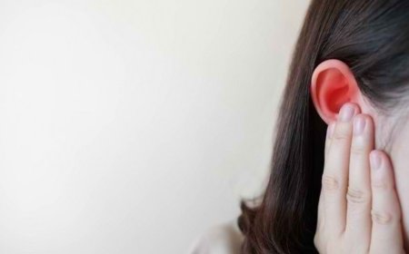 Tips Mudah Atasi Sakit Telinga Sebelum Jadi Parah