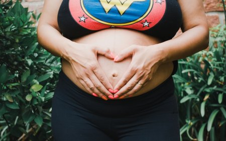 Fenomena Milenial Menunda Kehamilan: Pilihan atau Tekanan?