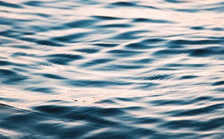 Uap Air Hangat Bisa Lenyapkan Komedo & Pori-Pori Besar? Bongkar Fakta yang Jarang Diketahui!