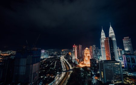 Terungkap! Rahasia Cuan di Era Ekonomi Digital Indonesia: Peluang Emas dan Jebakan Regulasi yang Wajib Anda Tahu