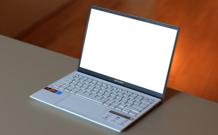 Bongkar Tuntas Laptop Gaming 2025: Ini Spek Monster yang Wajib Gamer Hardcore Tahu!