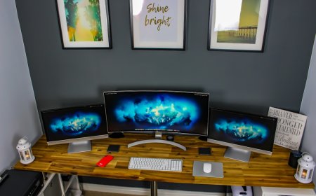 5 Tren Monitor 2025 yang Akan Mengubah Total Cara Kamu Bekerja dan Bermain Game