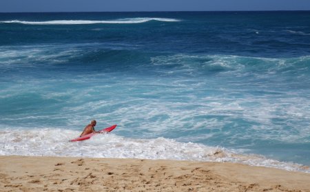 Lilo & Stitch 2025: Inikah Resep Rahasia Disney Cetak Film $1 Miliar Pertamanya Tahun Depan?