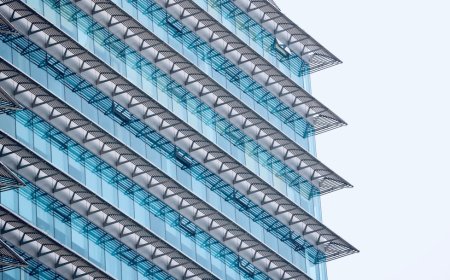 Laba Asuransi Jasindo Meroket 103%: Bongkar Rahasia di Balik Angka Fantastis dan Peluangnya di Pasar Modal