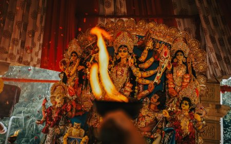 Film War 2 Viral di Bioskop dan Situs Bajakan, Siapa yang Untung?