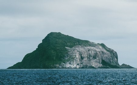Rahasia Alam Pulau Alor yang Akan Membuatmu Terpana!