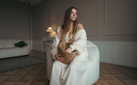 Bukan Facelift, Ini Rahasia Postur Awet Muda yang Viral di TikTok dan Jadi Tren 2025