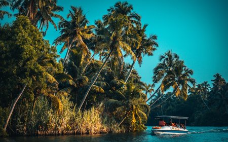 Labuan Bajo Bukan Cuma Komodo: Panduan Menjelajah Surga Tersembunyi & Mendukung Ekonomi Lokal