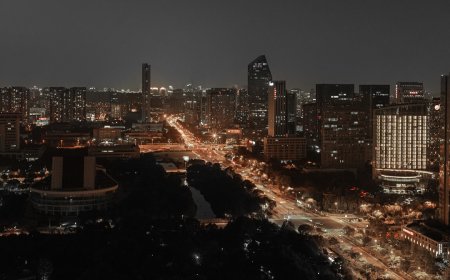 Data Menyebutkan Ledakan AI Indonesia 2025 Investasi Rp Triliunan, Adopsi Teknologi Melonjak, Siapa Paling Siap?