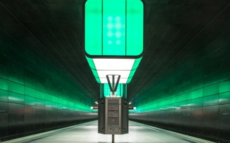 Bank Digital vs DeFi: Mana yang Akan Mendominasi Masa Depan Uang Anda?