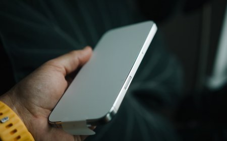 5 Revolusi Tersembunyi di Balik Gadget Lipat 2025: Siap-siap Terkejut!