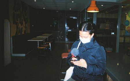 Smartphone Lipat: Worth It di 2024? Semua Kelebihan & Kekurangan yang Wajib Kamu Tahu Sebelum Beli