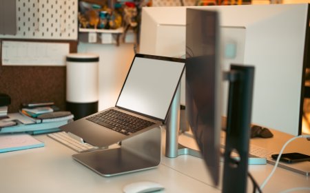 Laptop Lipat 2024: Cuma Inovasi Pamer atau Benar-Benar Layak Dibeli? Ini Jawabannya