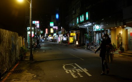 Jelajahi Malam Tanpa Cemas: Panduan Utama Keamanan Wisatawan Malam yang Jarang Dibahas