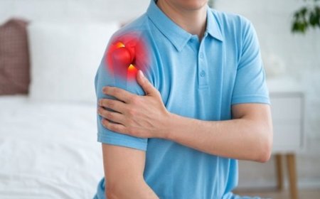 Bangkit dari Cedera: Panduan Lengkap Pemulihan Pasca Dislokasi Bahu untuk Kembali Dominan di Arena