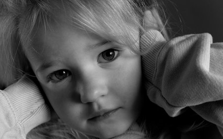 Trauma Masa Kecil Anak Sering Tak Terlihat? Lihat Ciri-ciri yang Harus Diwaspadai Orang Tua!