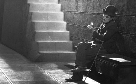 5 Teknik Film Bisu Charlie Chaplin yang Mengubah Wajah Komedi Selamanya