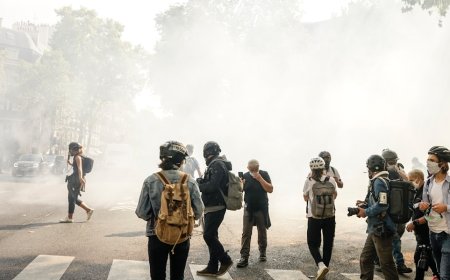 Kupas Tuntas 13 Poin Tuntutan Aksi 'Indonesia Gelap' yang Bikin Rezim Ketar-Ketir!