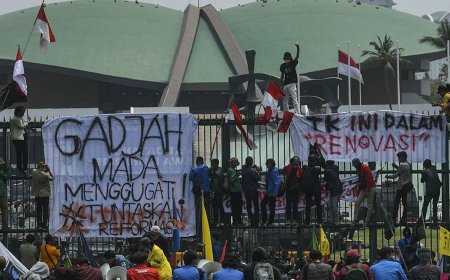 Kronologi Lengkap dari Titik Kumpul Sampai Pembubaran Paksa Aksi Demo DPR!