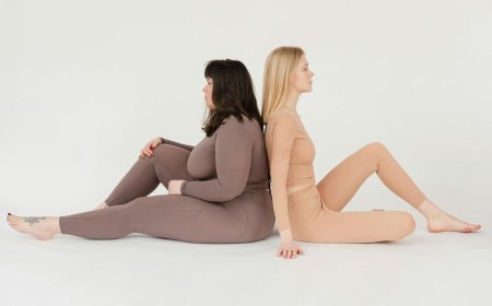 Panduan Memilih Outfit Basic Paling Flattering untuk Tubuh Berisi