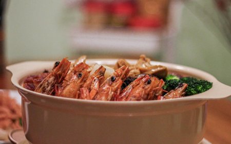 Bukan Cuma Kopi, Ini 5 Kombinasi Makan Siang Juara Lawan Kantuk di Kantor