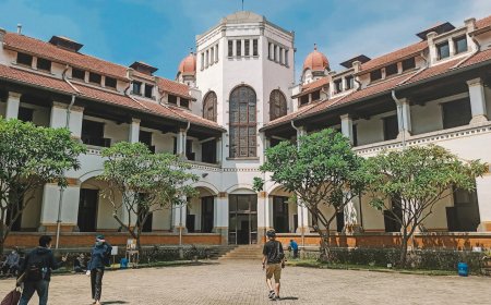 Kenapa Lawang Sewu Dijuluki Gedung Paling Angker di Indonesia?