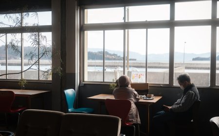 10 Laptop Ultra Ringan Terbaik 2024: Jaminan Produktif di Mana Saja untuk Digital Nomad