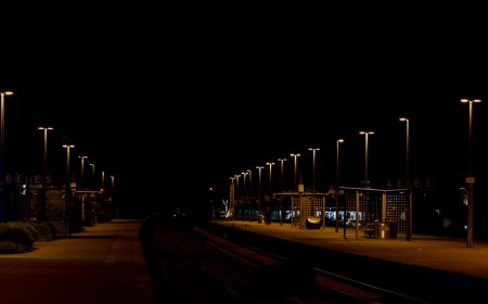 Misteri Kereta Hantu Manggarai Terungkap Kisah Nyata di Balik Filmnya