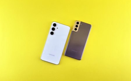 Dari Clamshell Jadul ke HP Lipat Canggih Inilah Evolusi Desainnya