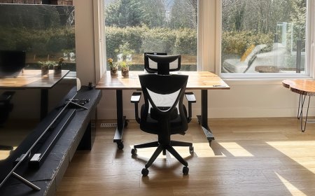 Upgrade WFH Game Kamu Dengan 7 Setup Home Office Terbaik Ini